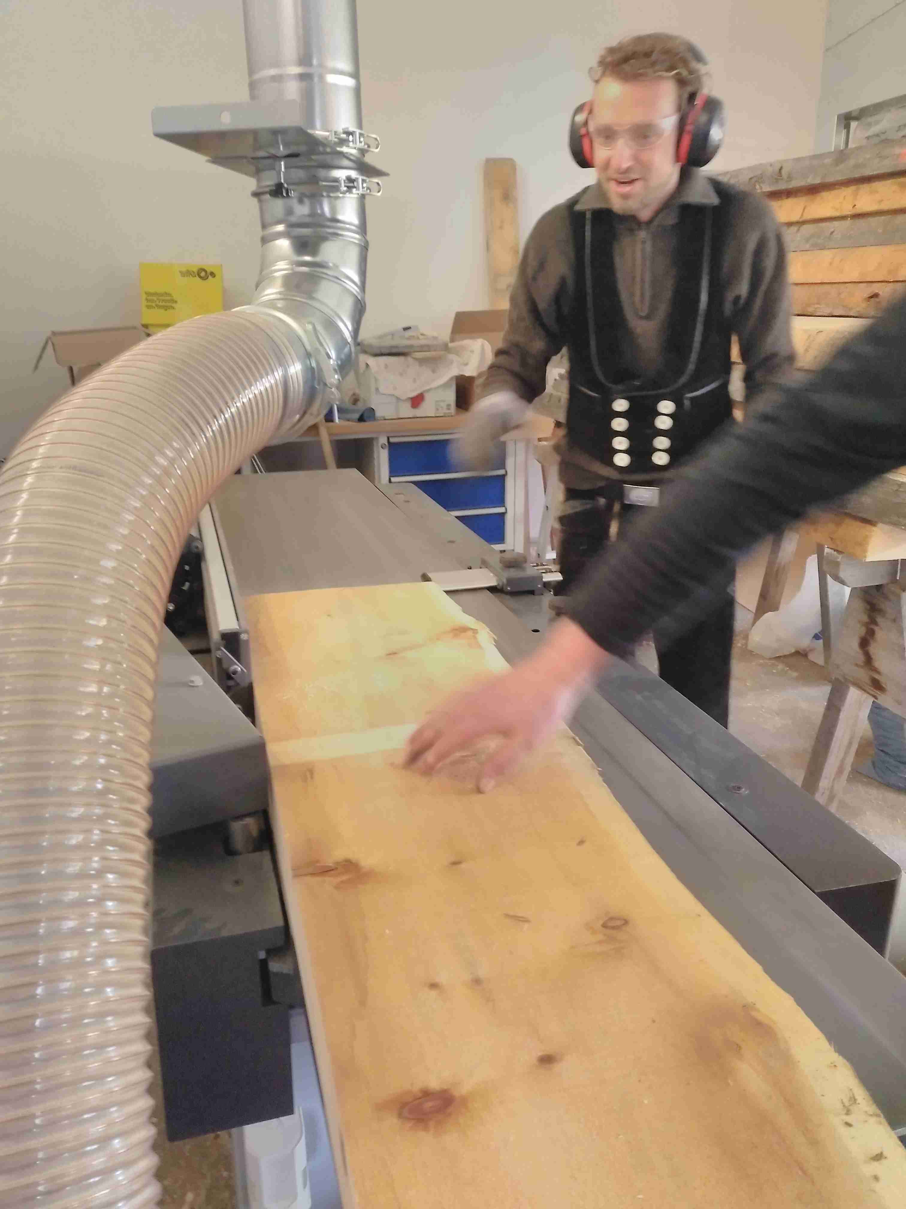 Besäumen und Abrichten 16