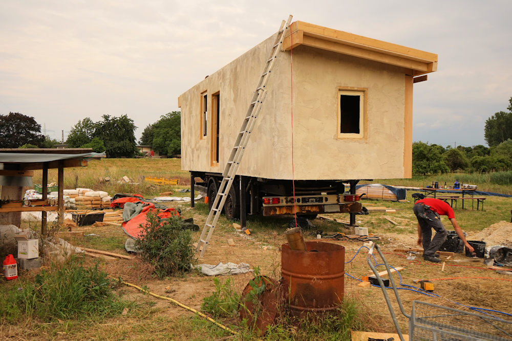 Mit Klebe und Armierungsputz