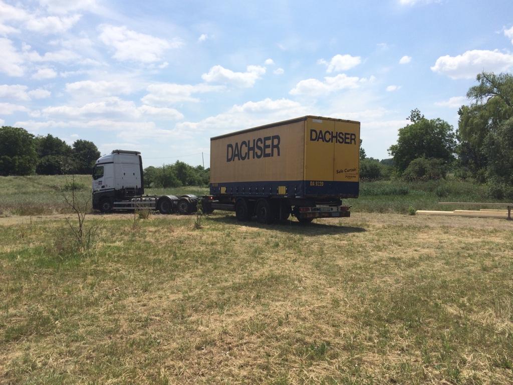 Anlieferung der Dachser Wechselbrücke