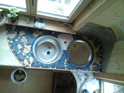 Vollendete Kunst um die Spüle